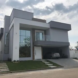 Сasa de vacaciones Casa Luxo Com Piscina A 500 Metros Da, Florianópolis