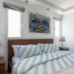 Escape Oceanfront In Avenida Espana W/pool , Santo Domingo República Dominicana